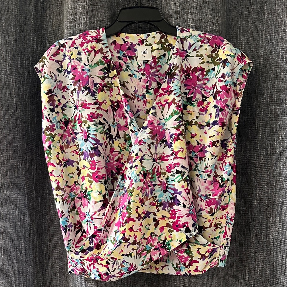 CAbi Women's medium Floral Wrap Blouse - Pink, Purple, Blue, Green. Cap sleeve.